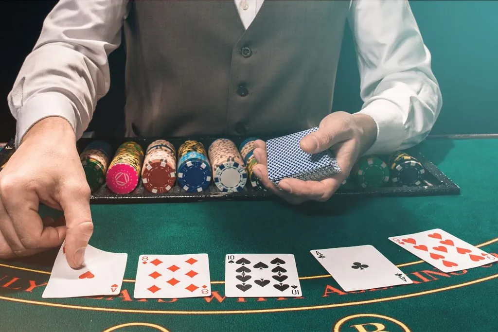 How to Play Blackjack: 10 Steps from Beginner to Pro