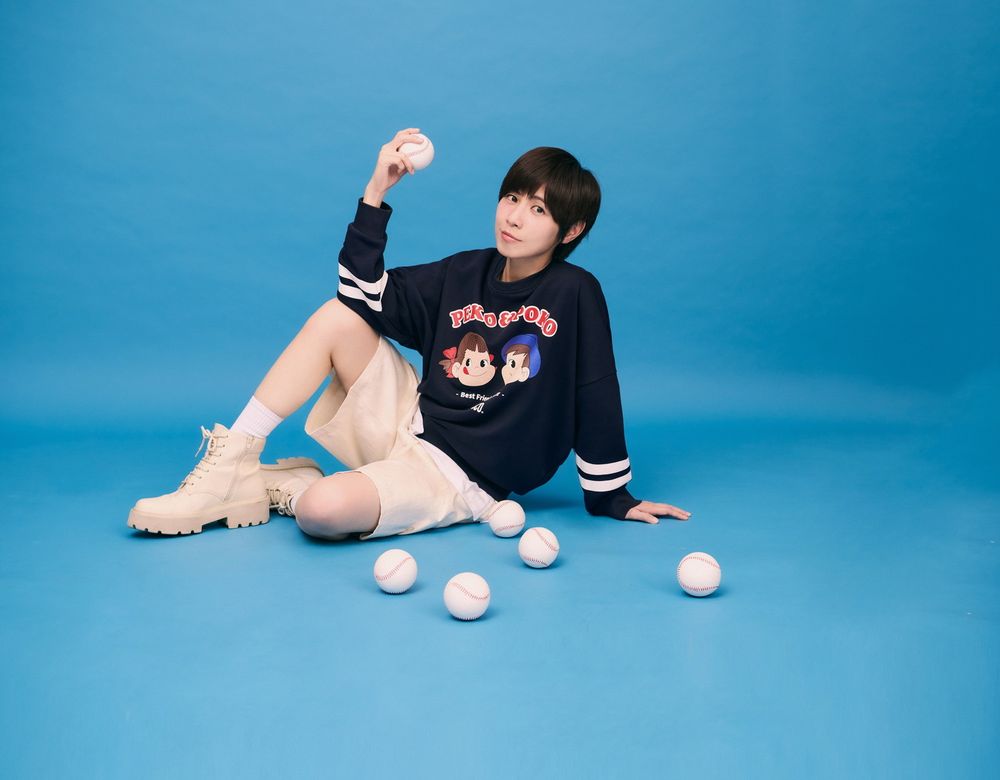 Juxia Fashion Review – ROCKCOCO x PEKO: When Sweet Nostalgia Meets Streetwear Cool!